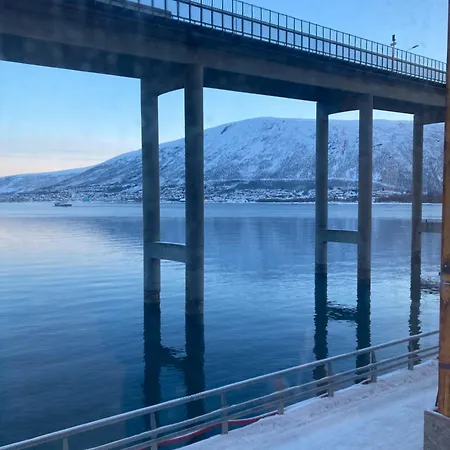 Cosy New 25 Kvm In The Heart Of Tromsoe Apartamento